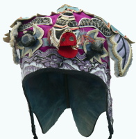 719 Antique Purple Silk Unusually Nosed Creature Han Hat