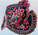 525 Yi Minority Parrot Beak Hat